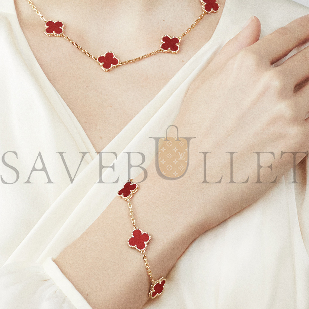 VAN CLEEF ARPELS VINTAGE ALHAMBRA BRACELET, 5 MOTIFS - YELLOW GOLD, CARNELIAN  VCARD35500